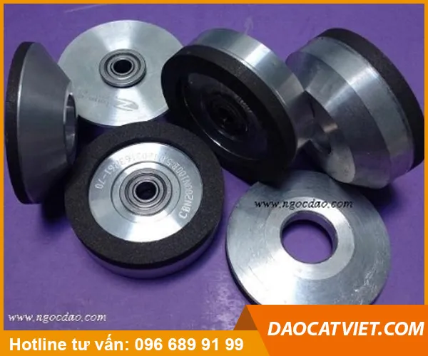 Sản phẩm 3 — Dao Cắt Công Nghiệp Việt - Công Ty THHH Dao Cắt Công Nghiệp Việt — MST 0317648745