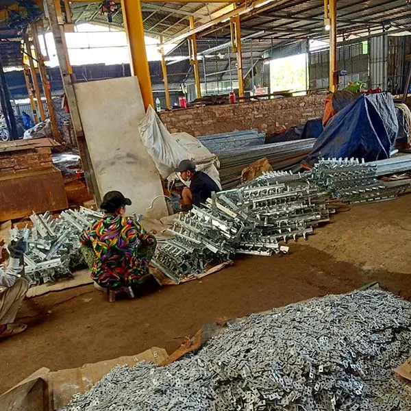 Sản phẩm gia cong ma kem nhung nong — Mạ Kẽm Nhúng Nóng Việt Long - Công Ty TNHH Đầu Tư Thiết Bị Và Thương Mại Việt
Long — MST 0318083128