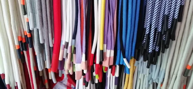 Sản phẩm Drawcord day luon 5 — Khuy, Nút, Cúc Giai Cảnh - Công Ty TNHH Xuất Nhập Khẩu Giai Cảnh — MST 0318104924