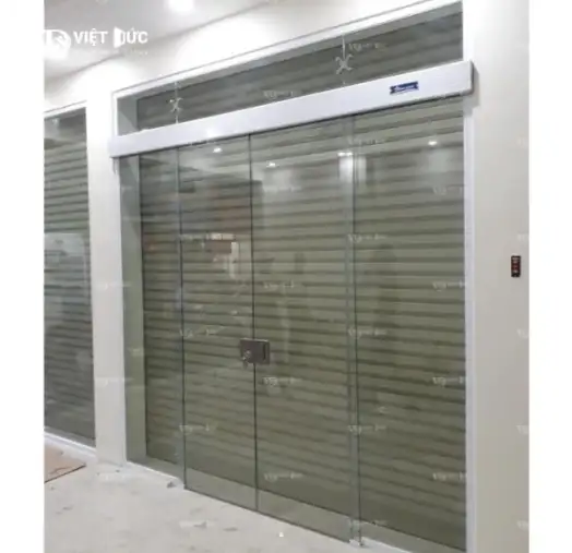 Sản phẩm cua kinh lua 2 canh 5660 — Công Ty TNHH Thương Mại Sản Xuất Nhôm Kính Việt Đức — MST 0318159112