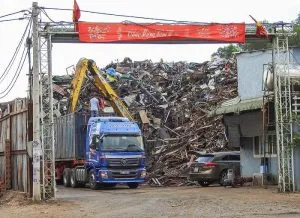 Sản phẩm vua phe lieu trang bom 300x218 — Thu Mua Phế Liệu Bảo Minh - Công Ty TNHH Giải Pháp Môi Trường Xanh Bảo Minh — MST 0318161489