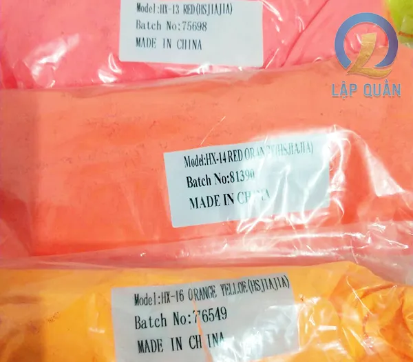 Sản phẩm bot da quang — Công Ty TNHH Thương Mại Dịch Vụ Xuất Nhập Khẩu KMS — MST 0318173614