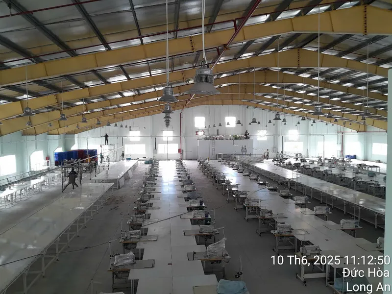 Sản phẩm 175238241553z6799517420846_61444a1be40336de5ece5d418fcc92ad — Công Ty TNHH TM, DV & XD Quang Thịnh Phát — MST 0318470783