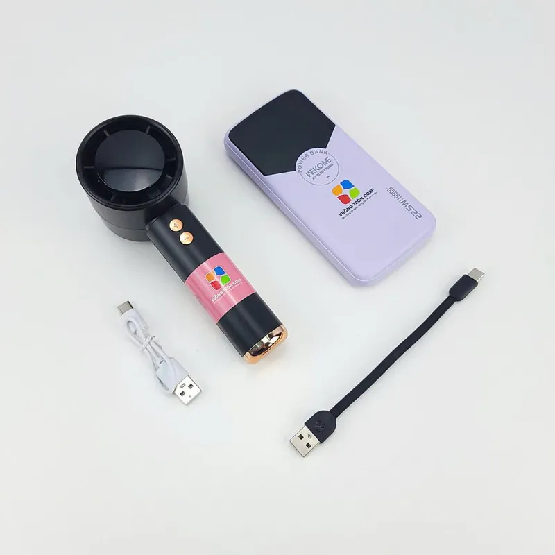 Sản phẩm bo qua tang cong nghe gom pin sac va quat cam tay 3 1024x1024 — Quà Tặng Vuông Tròn - Công Ty Cổ Phần Quà Tặng Vuông Tròn — MST 0318621055