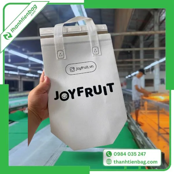 Sản phẩm tui giu nhiet dung kem 1 — Công Ty TNHH Dệt May Thành Tiến — MST 0318636848