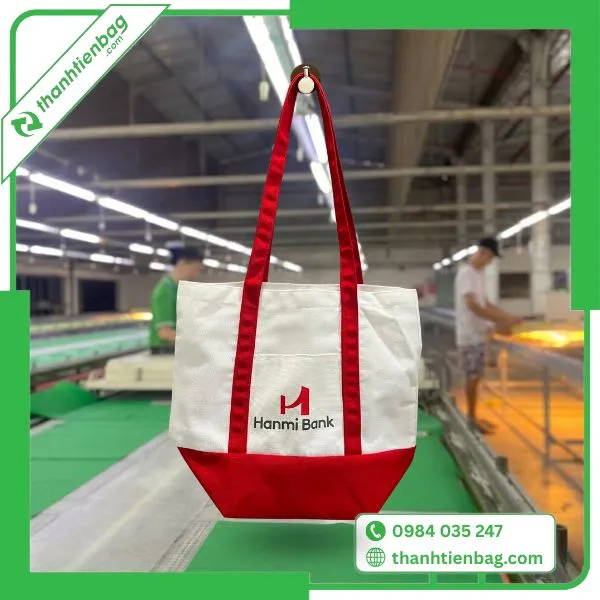 Sản phẩm tui vai canvas phoi day mau — Công Ty TNHH Dệt May Thành Tiến — MST 0318636848