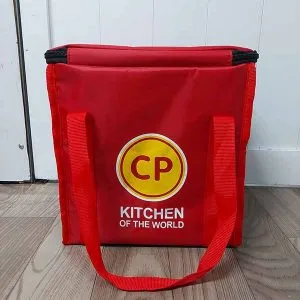 Sản phẩm TÚI GIỮ NHIỆT CP MẶT SAU 300x300 — Công Ty TNHH XNK May Balo Túi Xách Thiên Phú — MST 0318763677