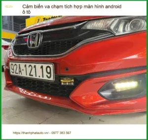 Sản phẩm cam bien va cham tich hop man hinh android o to 180626 hinh 1 0g2 300x284 — Công Ty TNHH Phụ Kiện Xe Hơi Thành Phát Auto — MST 0318866506