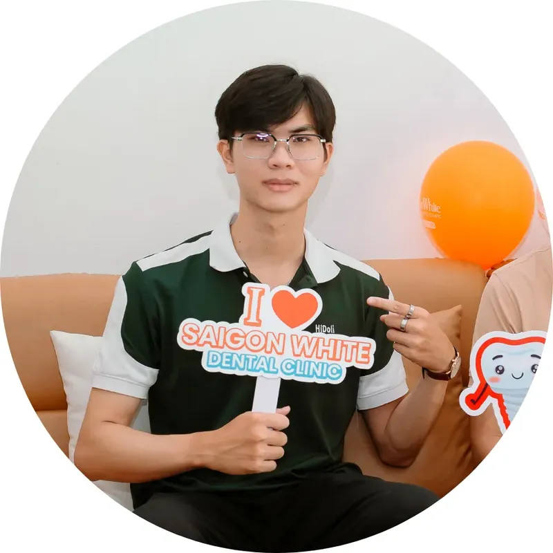 Sản phẩm khach hang cua nha khoa sai gon white 2_11zon — Nha Khoa Sài Gòn White - Công Ty TNHH Nha Khoa Sài Gòn White — MST 0318885153