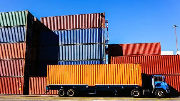 Sản phẩm container — Công Ty Cổ Phần Hóa Chất Nhựa Đà Nẵng — MST 0400432621