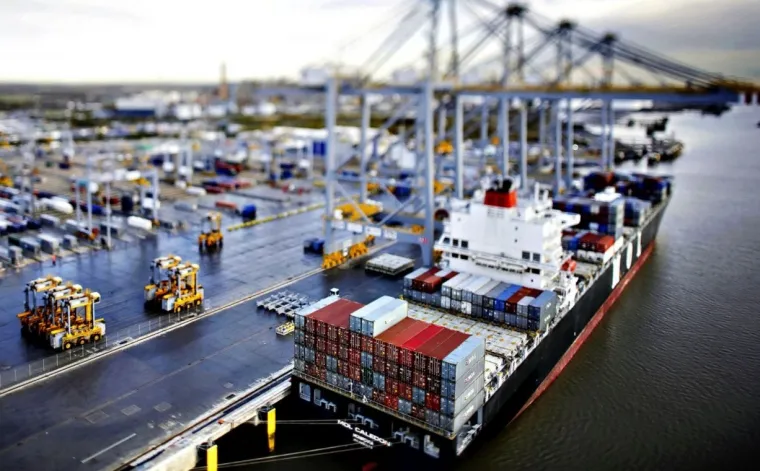 Sản phẩm slide_100 — VFV Logistics - Công Ty CP Vận Tải Và Thuê Tàu Đà Nẵng — MST 0400453269