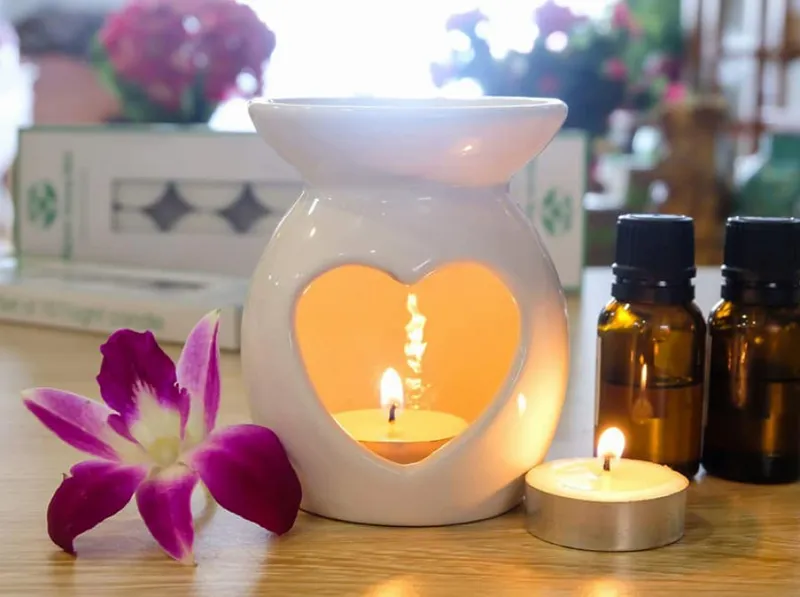 Sản phẩm candles light up our world and fragrance our lives 1604542426 — Nến Nguyên Quang Minh - Công Ty TNHH Nến Nguyên Quang Minh — MST 0400539893