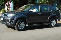 Sản phẩm thue xe Toyota Fortuner da nang — Công Ty TNHH Vận Tải Du Lịch Và Thương Mại Vũ Khoa — MST 0400550618