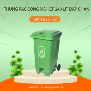 Sản phẩm thung rac cong nghiep 240 dap chan xanh 300x300 — Công Ty TNHH Trọng Thức — MST 0400566946