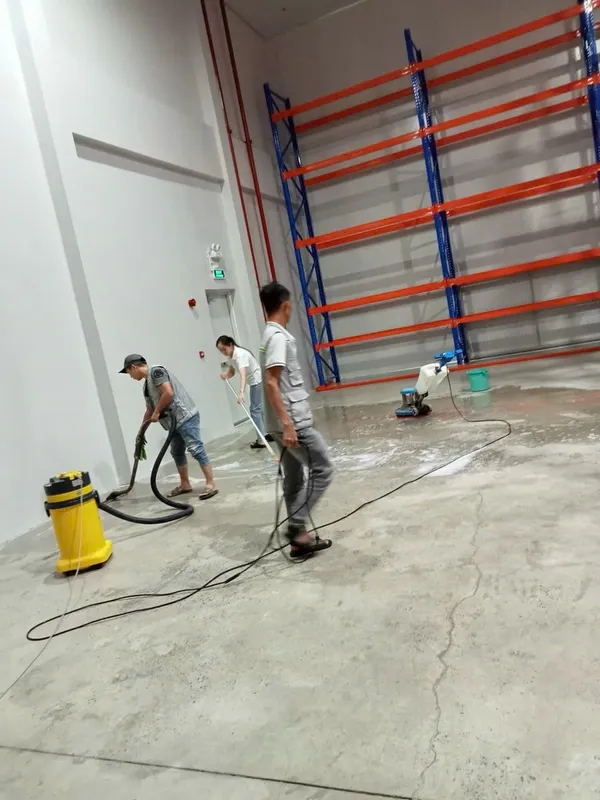 Sản phẩm 202409050155 don nha sau cong trinh — Công Ty TNHH Thương Mại & Dịch Vụ Viethomecare — MST 0400676057