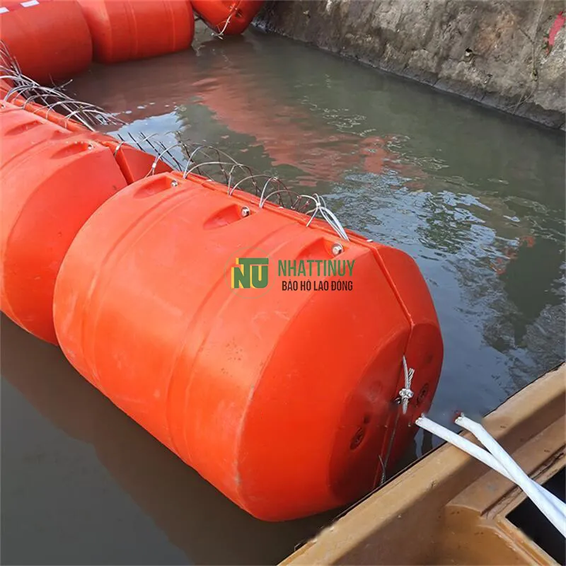 Sản phẩm Phao ngăn chặn chất thải cảnh báo ô nhiễm môi trường trên sông nước2 — Công Ty TNHH Nhất Tín Uy — MST 0401554291