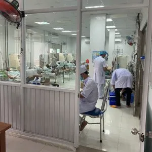 Sản phẩm máy chạy thận 300x300 — Thiết Bị Lọc Nước Phát An Sinh - Công Ty TNHH Kỹ Thuật Và Môi Trường Phát An
Sinh — MST 0401560697