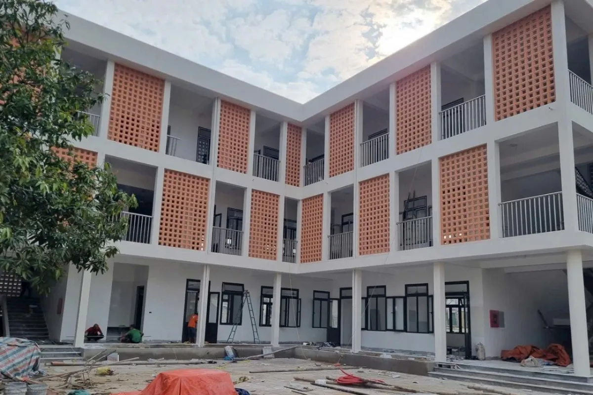 Sản phẩm thi cong gach thong gio 022 — Công Ty TNHH Dịch Vụ Gia Đình Đà Nẵng — MST 0401583207
