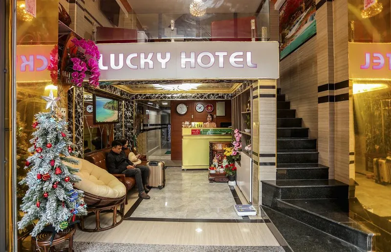 Sản phẩm lucky hotel khách sạn biển quy nhơn — Công Ty TNHH Dịch Vụ Big Travel — MST 0401712928