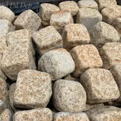 Sản phẩm Đá Cubic Vàng Quay 10x10x10Cm 247x247 — Công Ty TNHH Vật Liệu Xây Dựng Phố Đá Đẹp — MST 0401741686
