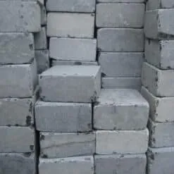 Sản phẩm Đá cubic xanh đen quay mẻ 247x247 — Công Ty TNHH Vật Liệu Xây Dựng Phố Đá Đẹp — MST 0401741686