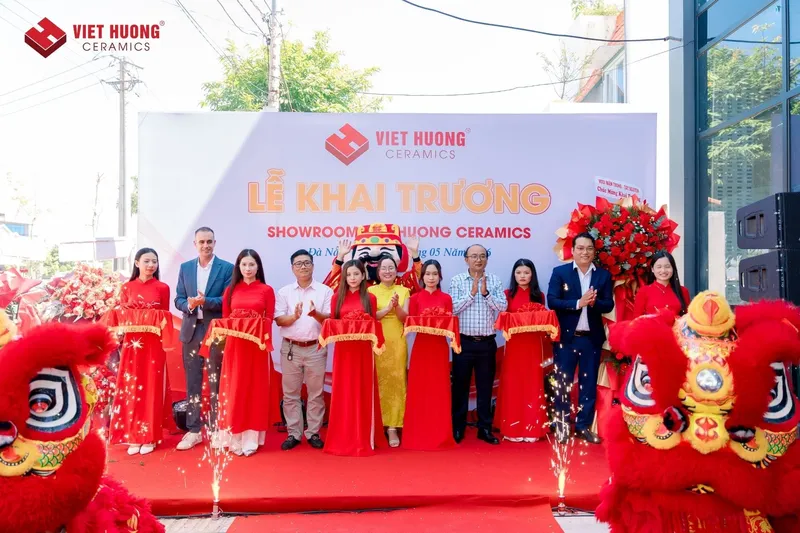 Sản phẩm 2 — Gạch Men Việt Hương - Công Ty Cổ Phần Xây Dựng Gốm Sứ Việt Hương — MST 0401756026