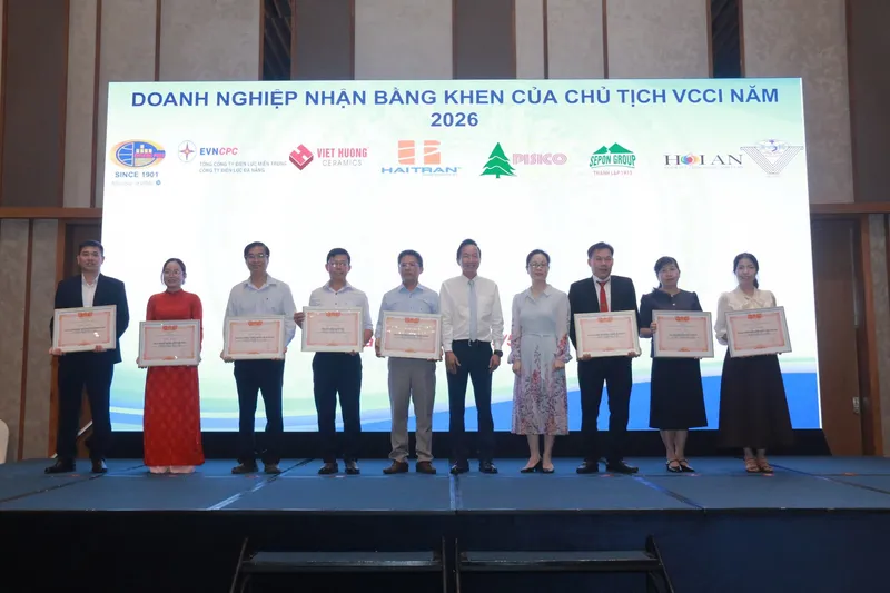 Sản phẩm z7877675114702_cdaf26a763177c103d50c8f0056ca89e — Gạch Men Việt Hương - Công Ty Cổ Phần Xây Dựng Gốm Sứ Việt Hương — MST 0401756026