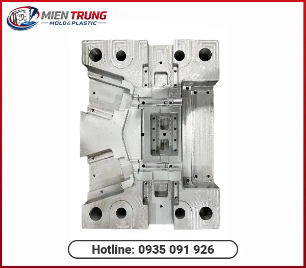 Sản phẩm khuon ep nhua 8a — Gia Công ép Nhựa - Công Ty TNHH Chế Tạo Máy Công Nghiệp Miền Trung — MST 0401800652