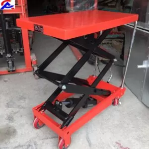 Sản phẩm xe nang mat ban 350kg 300x300.jpg — Công Ty TNHH MTV Sản Xuất Xuất Nhập Khẩu Xe Nâng Châu á — MST 0401815465