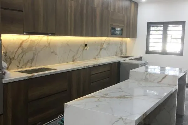 Sản phẩm 147 da bep quay dao dang cap khong gioi han — Công Ty Cổ Phần Niên Đại Phát — MST 0401868844