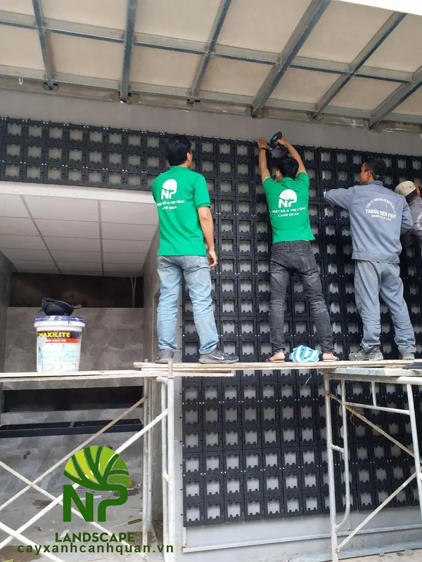 Sản phẩm Thi cong tuong cay xanh 0935.351 4 — Công Ty TNHH Cảnh Quan NP — MST 0401877905