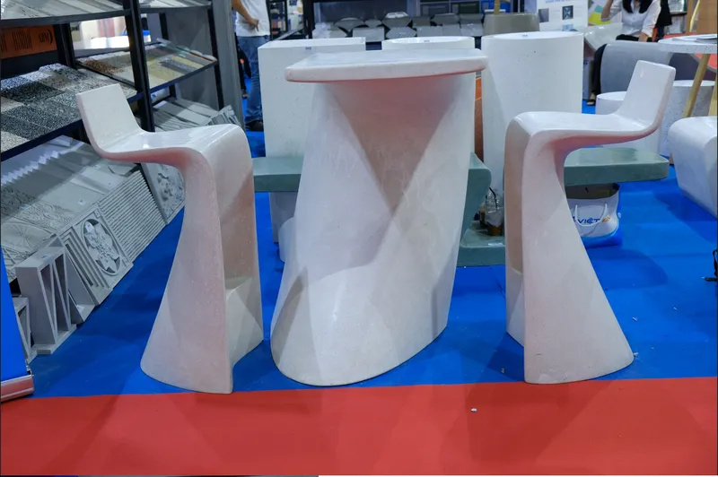 Sản phẩm ban ghe kieu z be tong 2 — Công Ty CP Xây Dựng & Sản Xuất DGRC — MST 0401913818