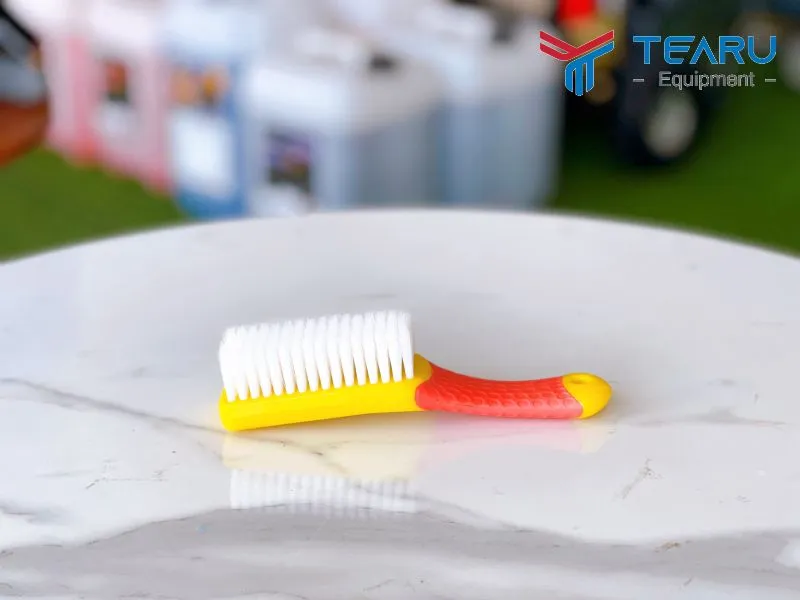 Sản phẩm ban chai co ghe da co tay cam 2 — Công Ty TNHH Thương Mại Công Nghệ TEARU Việt Nam — MST 0401917509