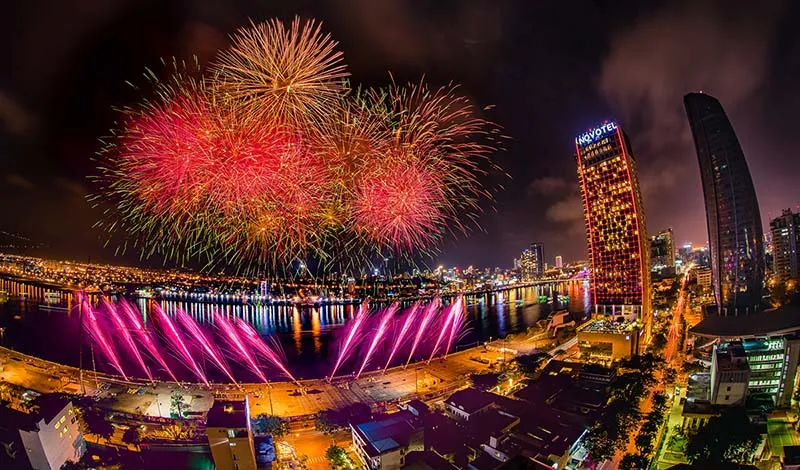 Sản phẩm le hoi phao hoa quoc te da nang 2019 — Công Ty TNHH TM Và Du Lịch Happy Vacations — MST 0401957237