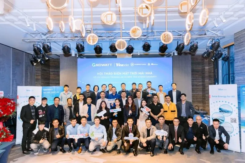 Sản phẩm dhc solar hoi thao dien mat troi ha noi — Điện Năng Lượng Mặt Trời DHC Solar - Công Ty TNHH Xây Dựng, Thương Mại Và Dịch
Vụ DHC Solar — MST 0402047375