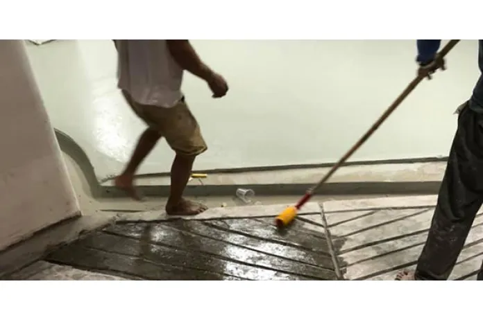 Sản phẩm 348x231son epoxy chong tron truot tai da nang 1639476421 — Công Ty TNHH Xây Dựng Và Dịch Vụ Phú Thành — MST 0402057341