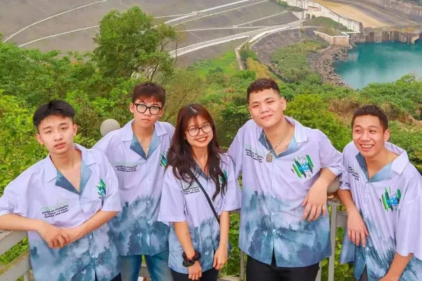 Sản phẩm ao lop so mi 6 600x400 — Đồng Phục Sky - Công Ty TNHH SKY UNIFORM Việt Nam — MST 0402098161