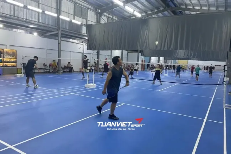 Sản phẩm san cau long dt badminton 1 1_thumb_350 — Công Ty TNHH Xây Dựng Thương Mại Và Dịch Vụ Tuấn Việt — MST 0402159953