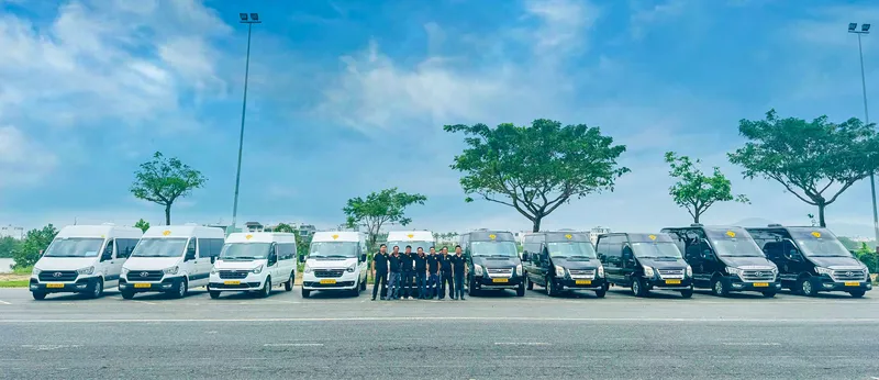 Sản phẩm slide2 — Cho Thuê Xe Du Lịch Duy Tân Limousine - Công Ty TNHH Duy Tân Limousine — MST 0402210222