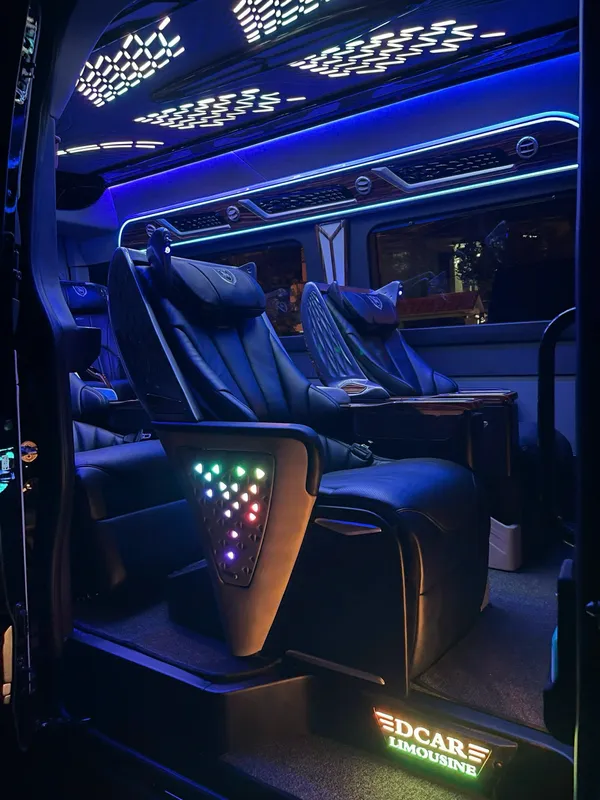 Sản phẩm z5968357548668_479657b428c36ad55a37322a4a7c6dc3 — Cho Thuê Xe Du Lịch Duy Tân Limousine - Công Ty TNHH Duy Tân Limousine — MST 0402210222