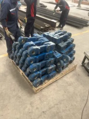 Sản phẩm 1 10 300x400 — Cơ Khí Đúc Minh Quang - Công Ty TNHH MTV Cơ Khí Đúc Minh Quang — MST 0600682379