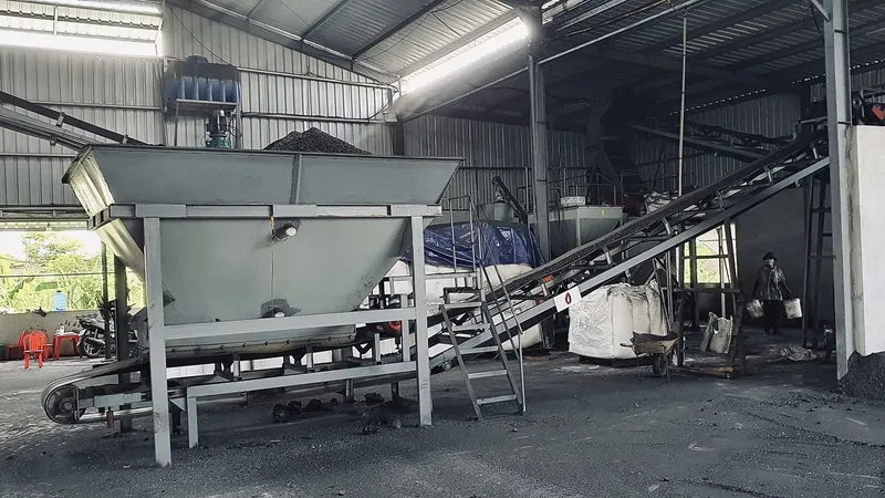 Sản phẩm b16 — Than Minh Tuyết - Công Ty TNHH XNK Minh Tuyết — MST 0601161072