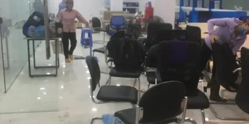 Sản phẩm protected_1594107067_dich vu ve sinh van phong chuyen nghiep — Vệ Sinh Công Nghiệp Minh Quang - Công Ty TNHH Dịch Vụ Thương Mại Và Môi Trường
Minh Quang — MST 0700858280