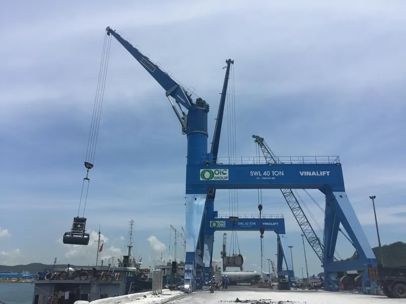 Sản phẩm cau cang xay dung cang bien vinalift 7 — Công Ty Cổ Phần Kết Cấu Thép Và Thiết Bị Nâng Việt Nam - VINALIFT — MST 0800341376