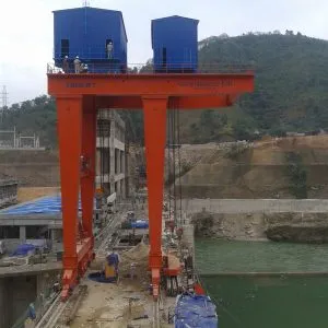Sản phẩm Cau chan de 300x300 — Công Ty Cổ Phần Kết Cấu Thép Và Thiết Bị Nâng Việt Nam - VINALIFT — MST 0800341376