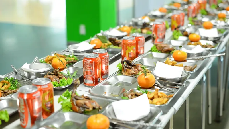 Sản phẩm ke toan suat an cong nghiep — Suất Ăn Công Nghiệp AD - Công Ty TNHH Thương Mại Và Dịch Vụ Nấu Ăn AD — MST 0801088782