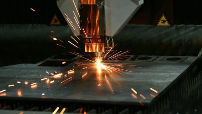 Sản phẩm cnc laser cut machine cr 1680x945 — Tân Hưng CNC - Công Ty Cổ Phần Công Nghệ Cơ Khí Tân Hưng — MST 0801139155
