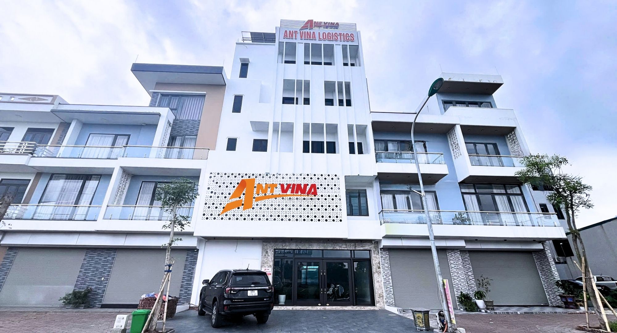 Sản phẩm xVP Ant Vina 1920 x 1080 px 2.jpg.pagespeed.ic.5EN4oQ3Gqp — Công Ty TNHH Ant Vina — MST 0801145335