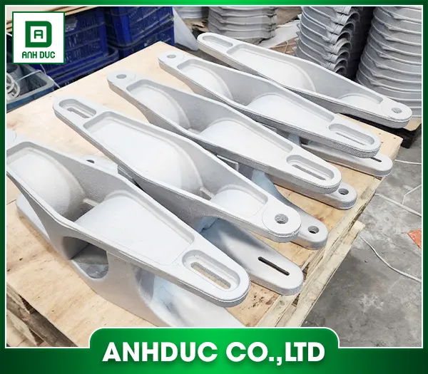 Sản phẩm Cang xe motor — Đúc Chi Tiết Quốc Tế Anh Đức - Công Ty TNHH Sản Xuất Và Thương Mại Quốc Tế Anh
Đức — MST 0801187293