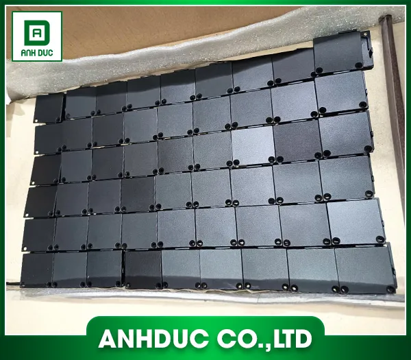 Sản phẩm Chi tiet den trang tri bang nhom 3 — Đúc Chi Tiết Quốc Tế Anh Đức - Công Ty TNHH Sản Xuất Và Thương Mại Quốc Tế Anh
Đức — MST 0801187293